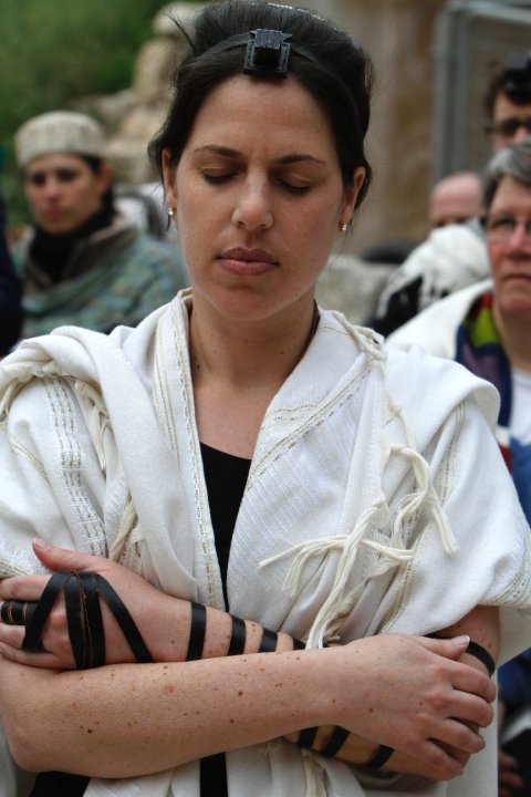 Jewish_Woman_Praying